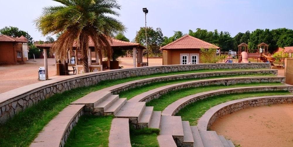 Vijayshree Resort And Heritage Village Hospet Esterno foto